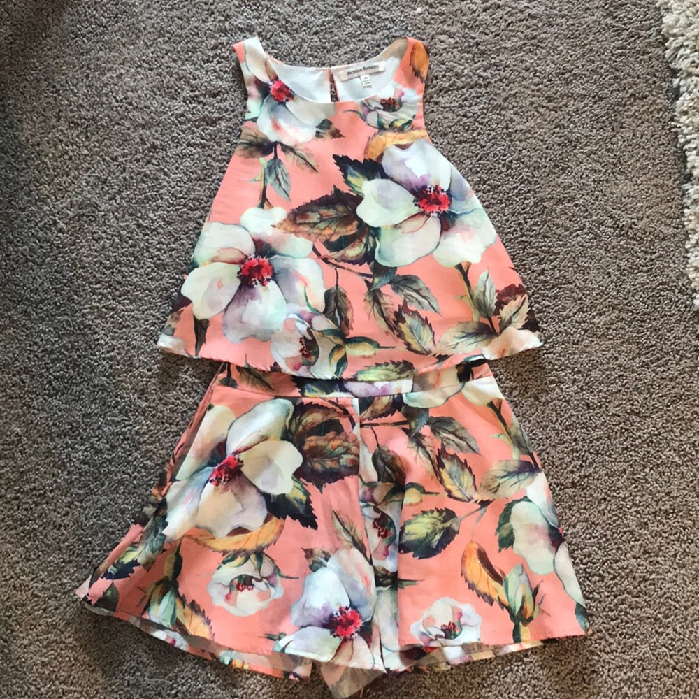 Two Piece Set
